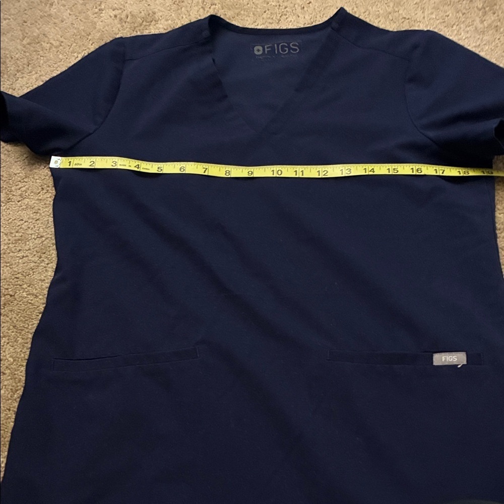 Figs Deep Blue Scrub Top size S - Picture 3 of 4